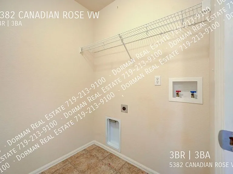 5382 Canadian Rose Vw — Photo 20
