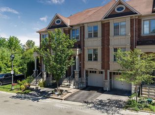 370 Doak Ln, Newmarket, ON L3Y0A8