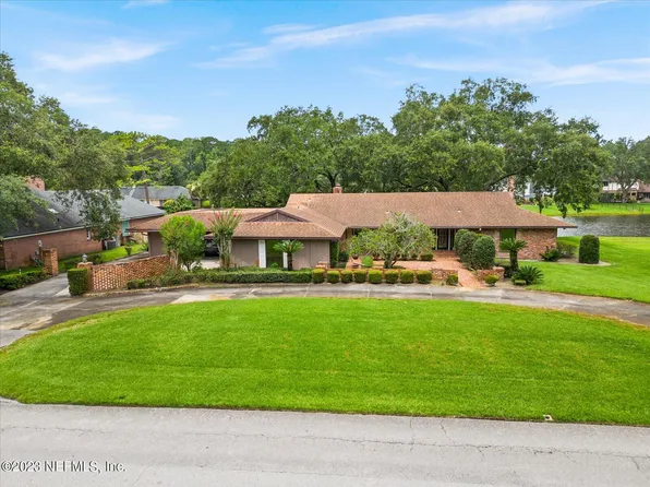 7610 HOLLYRIDGE Road, Jacksonville, FL 32256