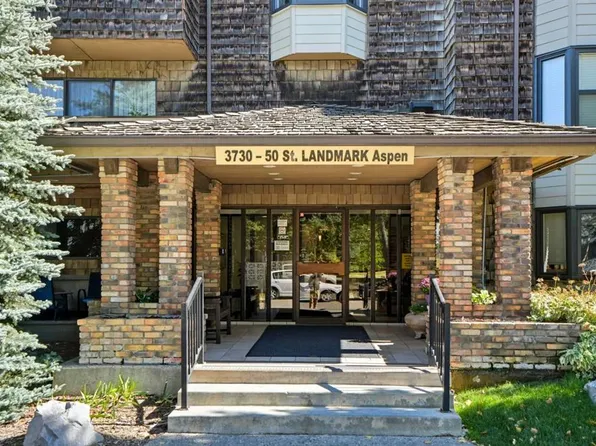 3730 50th St NW #109, Calgary, AB T3A 2V9