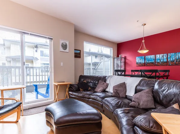 40632 Government Rd #36, Squamish, BC V8B 0M7