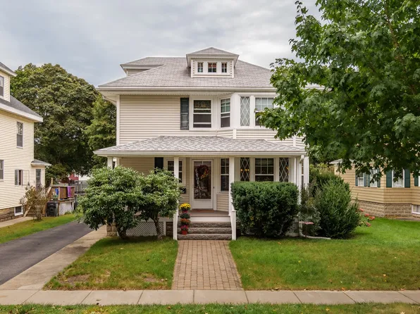 34 Fernwood Ave, Haverhill, MA 01835