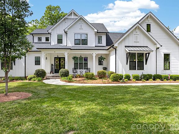 2nd image of 5811 Kristi Ln