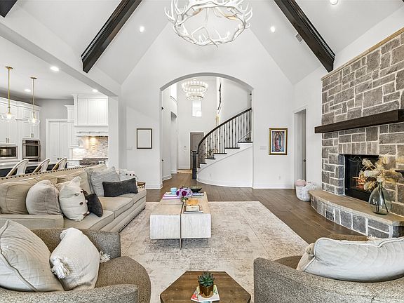 5th image of 6166 Loxton Blvd