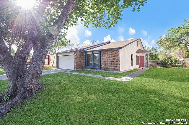 1st image of 719 Saddlebrook Dr