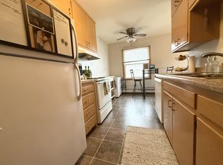 1655 Capital Ave APT 4, Madison, WI 53705