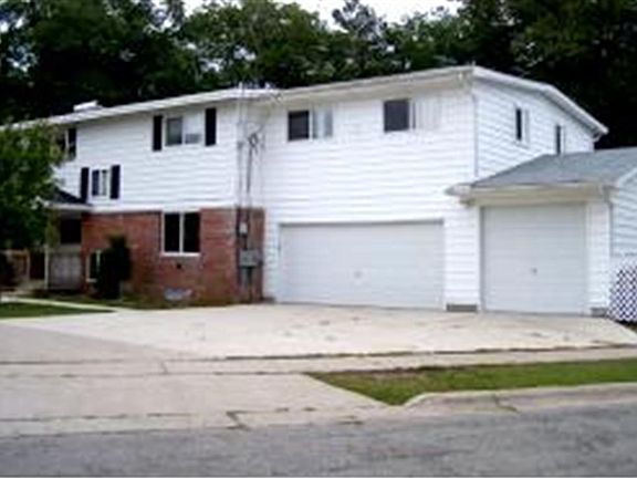 2nd image of 9213 Rhode Island Dr