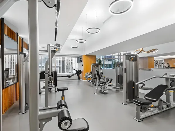 15 West 53rd Street image 16 of 20