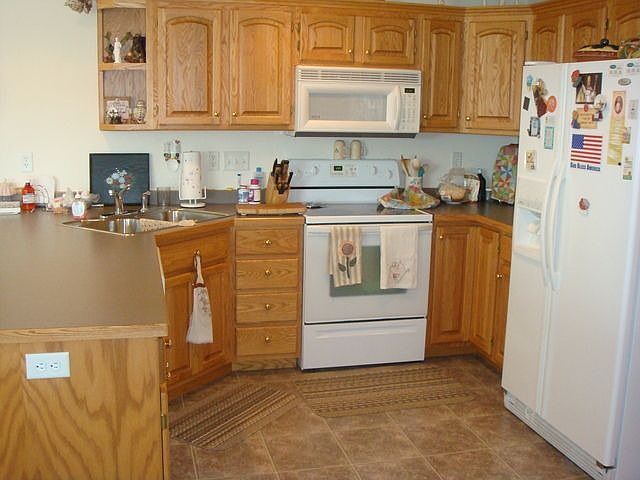 2nd image of 1467 Pheasant Run