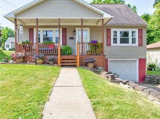 809 Sunset Blvd, Ellwood City, PA 16117