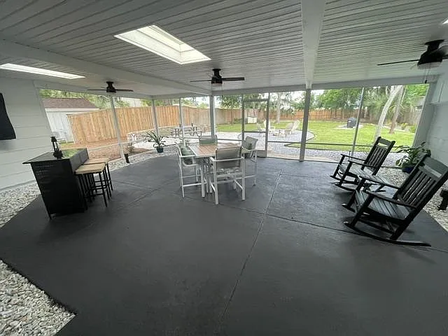 48 NE Saint Augustine Blvd — Photo 28