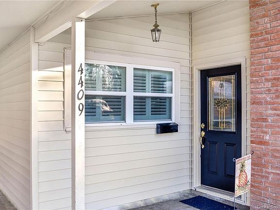 2nd image of 4409 Ashland St