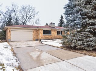 2637 S 124th St, Milwaukee, WI 53227