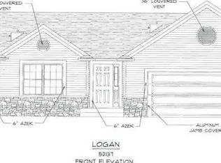 2115 Hallbrook St SW, Cedar Rapids, IA 52404