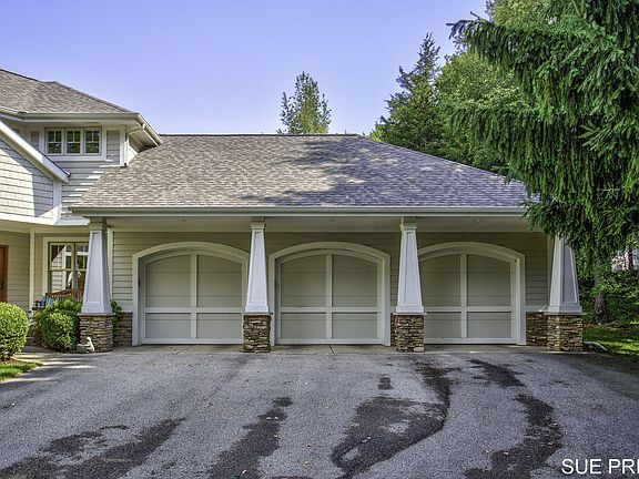 4th image of 6659 Avonlea Ct SE