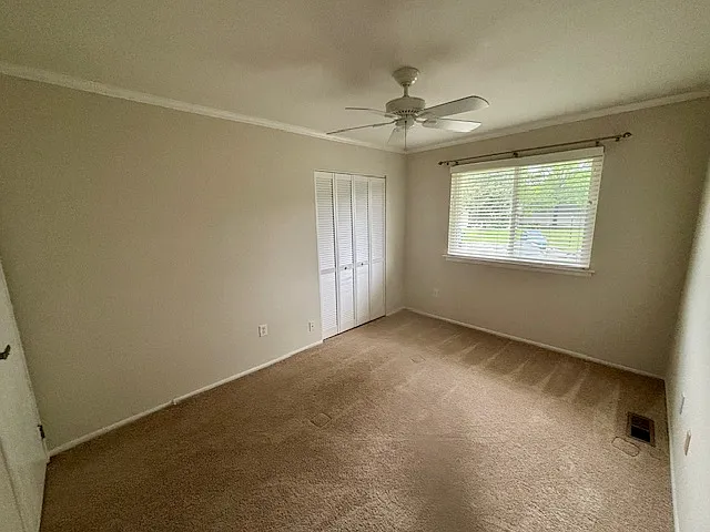 121 Village Walk — Photo 13