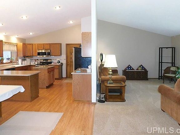 5th image of 244 Easton Ln