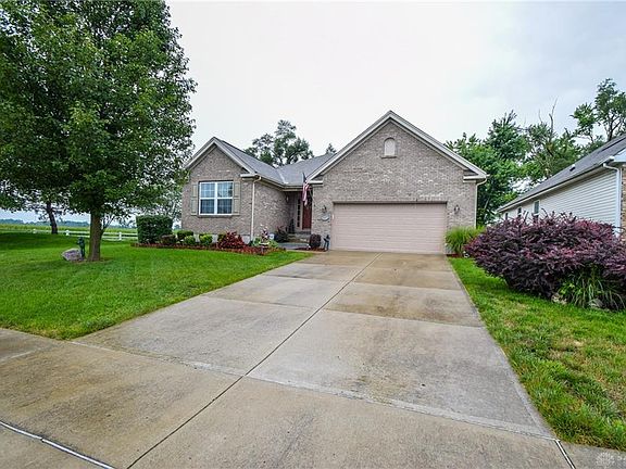 2nd image of 1001 Meadowsweet Dr