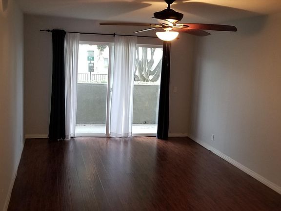 5th image of 380 E Surfside Dr #380