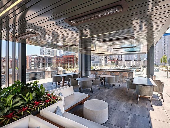 4th image of 353 W Grand Ave #3208