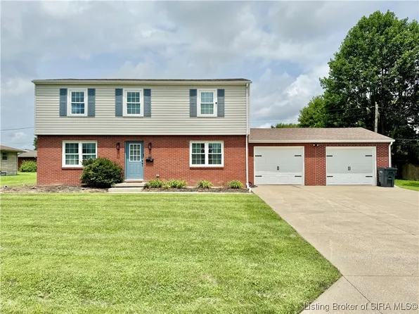 760 South Street, Scottsburg, IN 47170