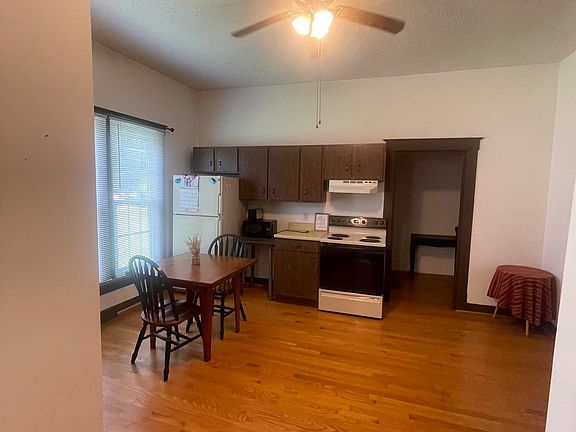 5th image of 809 N Mason St