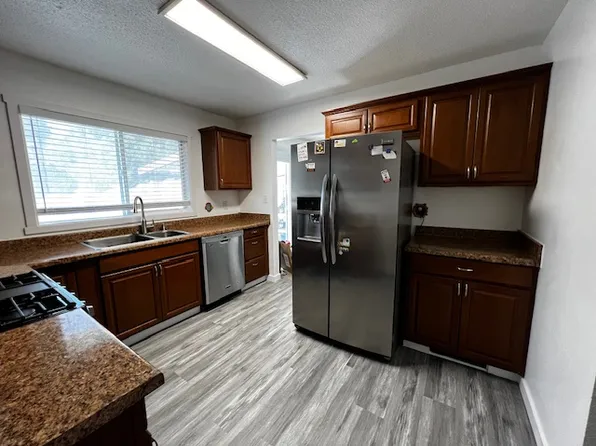 1308 Stevens St, Steilacoom, WA 98388