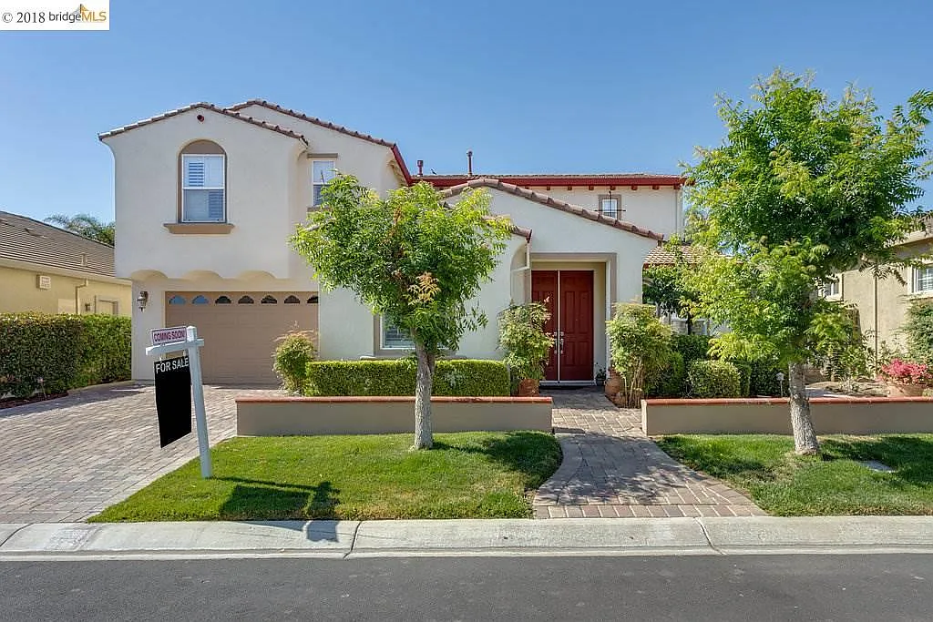 5562 Arcadia Cir photo 1