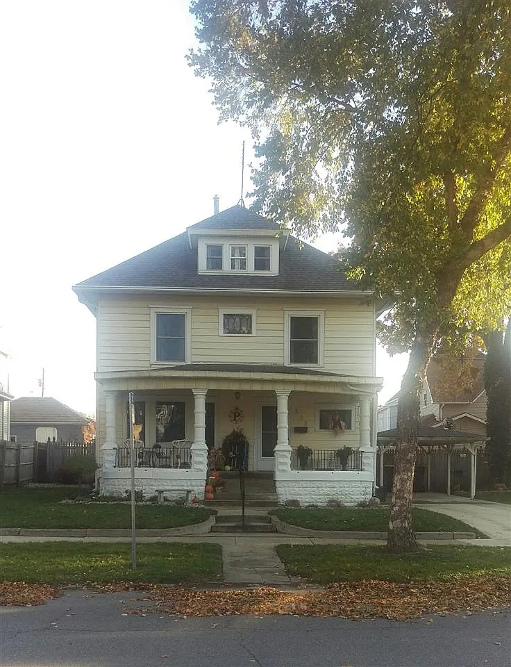 213 W Mitchell St photo 1