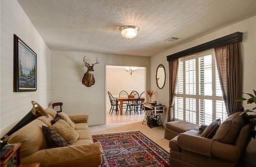 3rd image of 5292 Green Hill Dr