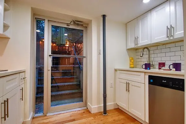 Rented by Highline Residential | media 10