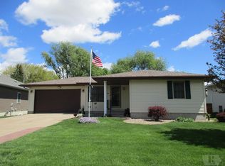 804 Melville Ave, West Burlington, IA