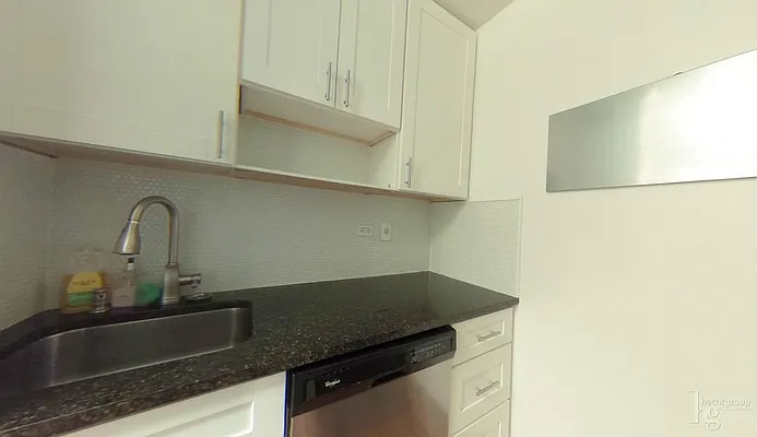 Rented by PocketBroker Inc | media 10