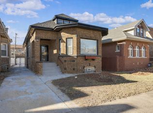 8250 S Rhodes Ave, Chicago, IL 60619