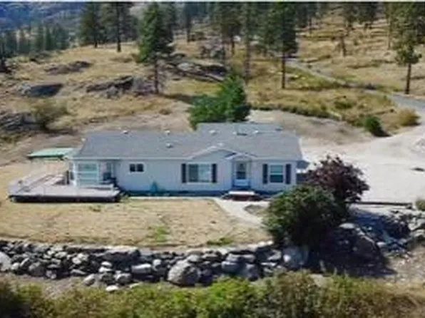 25 Ballard Ave, Kettle Falls, WA 99141