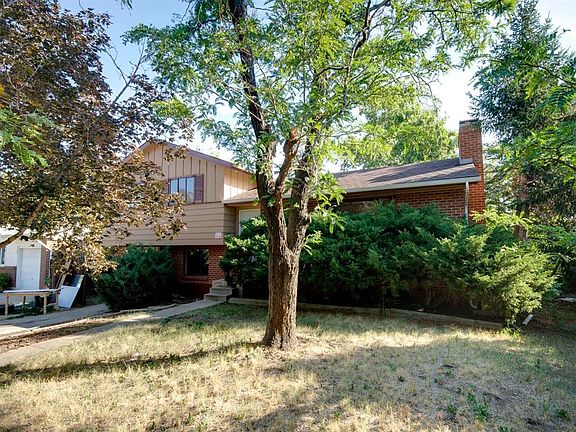 3745 Moorhead Avenue Exterior