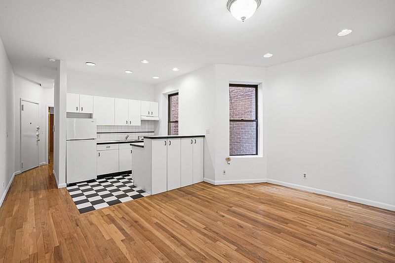 1st image of 170 E 91st St APT 4W
