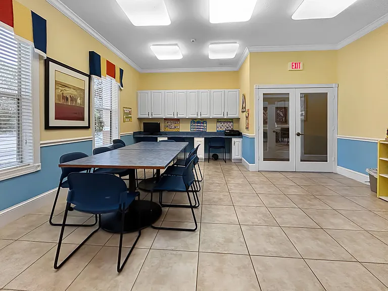 Brook Haven Apartments — Photo 7