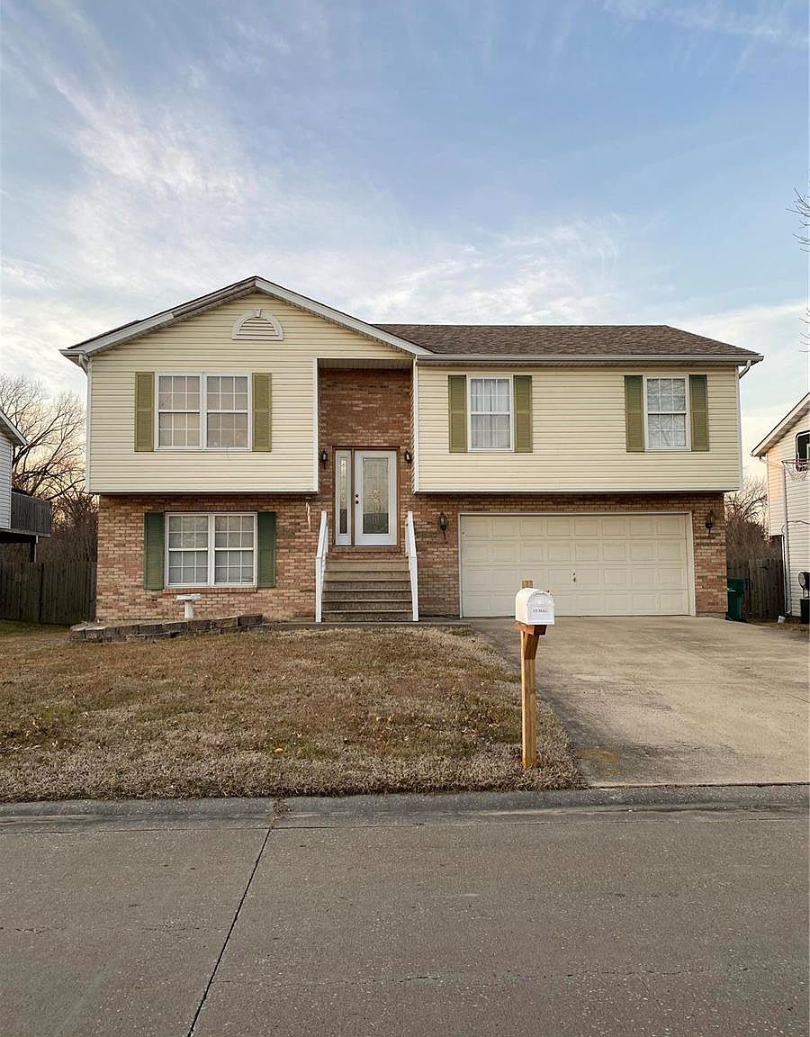 5129 Stacey Dr Granite City Il 62040 Mls 21007748 Zillow