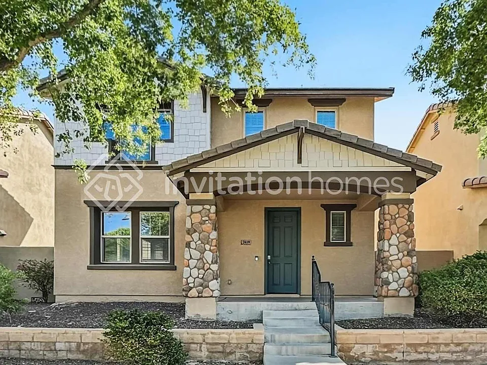 2419 N Riley Rd