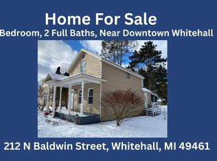 212 N Baldwin St, Whitehall, MI