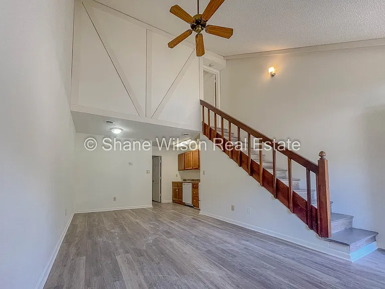3356 Steeple Cir NE — Photo 4
