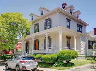 9 Whitfield Pl APT 5, Newport, RI 02840