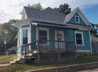 613 S Clay Ave, Jacksonville, IL 62650
