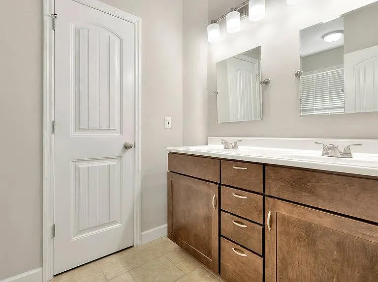 3908 McDonald Ave #1F — Photo 23