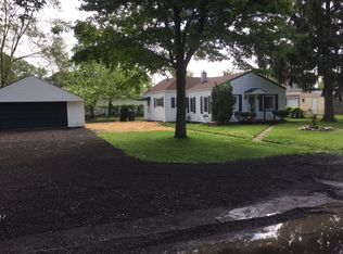 1447 Winnette Dr, Toledo, OH 43614