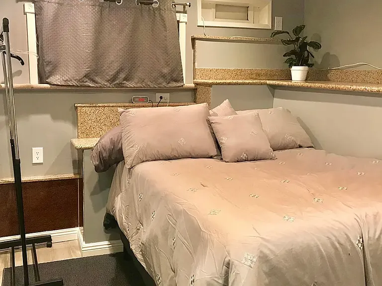 23 Rebecca Ln — Photo 6