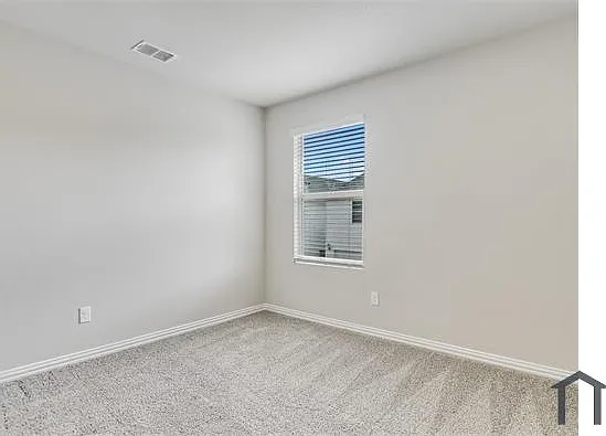 2612 Gateway Ave — Photo 22