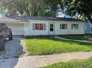 17 Center Dr, Crawfordsville, IN
