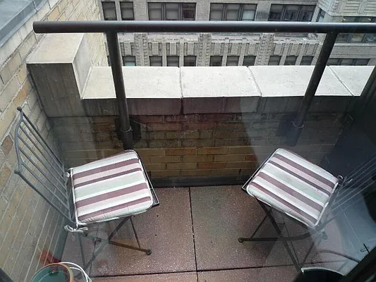 Rented by New York Residence | media 19